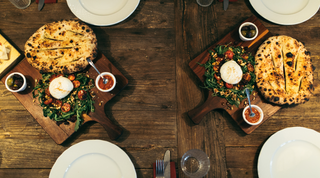Explore NOTL's top local restaurants, offering farm-to-table cuisine and exceptional wine pairings for an authentic culinary experience.
